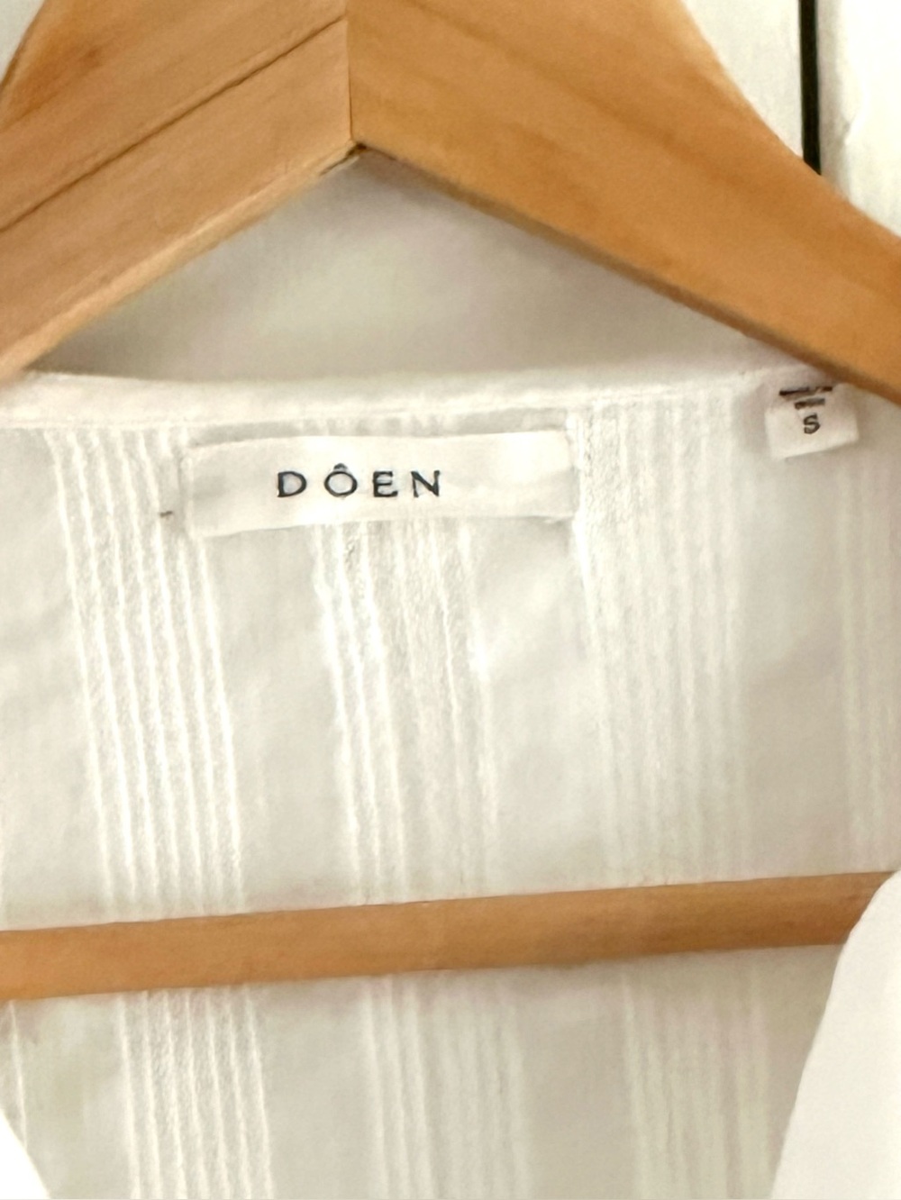 DÔEN Ivory "Salt" Hilda Sleeveless Pintuck Ruffle Blouse Romantic Cotton S - Picture 4 of 10